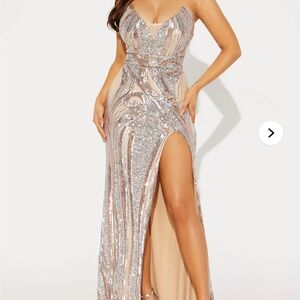 Fashion Nova Gold Spaghetti Strap Prom Gown